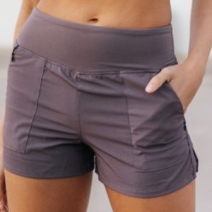 Senita Athletics Elevate Short in Lilac (S)